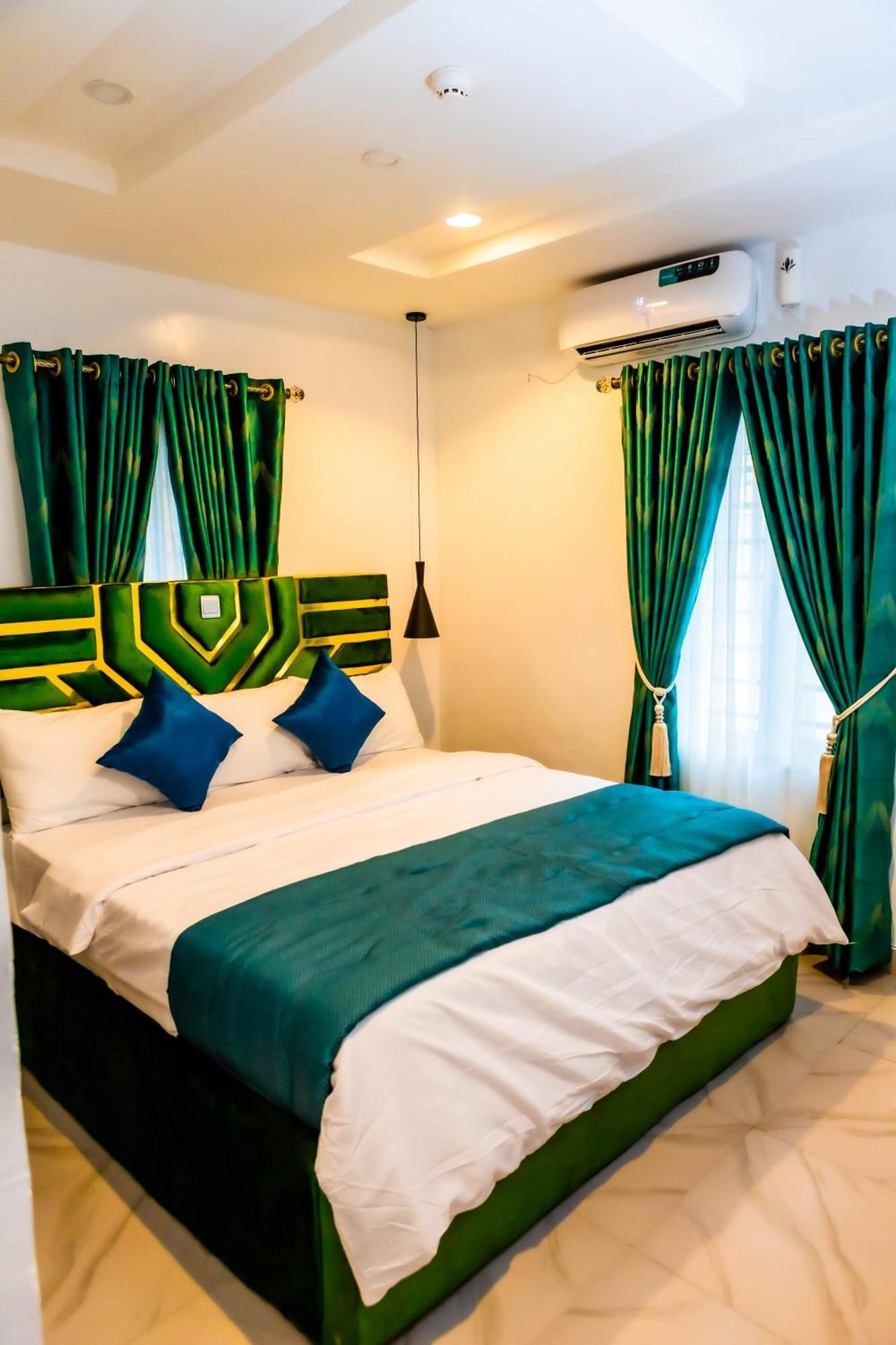 El Elyon Hotel And Suites Lagos Zewnętrze zdjęcie